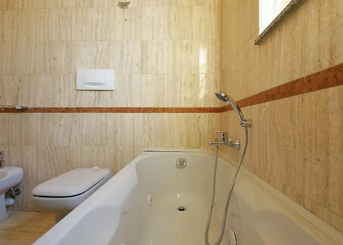 Rooftop Bottalico - Tra Policlinico E Stazione * Bari